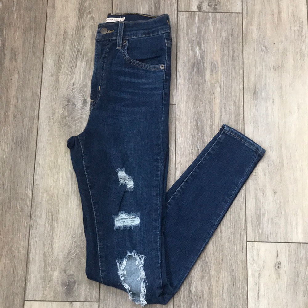 Levi Mile High Super Skinny Destroyed Jeans 25